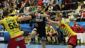 "Va fi infern în Sala Dinamo, la returul cu Sporting. Nici nu mă gândesc să nu ne calificăm." Toate biletele pentru meciul care poate califica trupa din Ștefan cel Mare în "optimile" Ligii Campionilor s-au epuizat! Rolul suporterilor, decisiv 