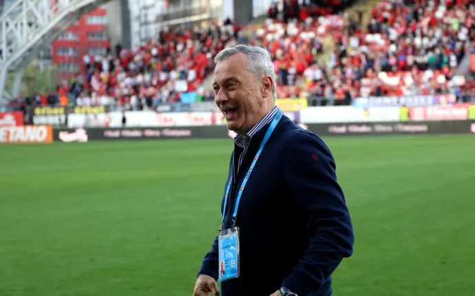 Mircea Rednic stârnește un val de entuziasm la UTA și face anunțul așteptat de toți fanii din Arad: „Atunci trebuie să aducem un trofeu!”