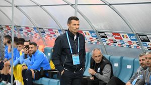 Jucătorii la care a apelat Costel Gâlcă pentru a suplini absenţele celor opt internaţionali ai Universităţii Craiova. EXCLUSIV