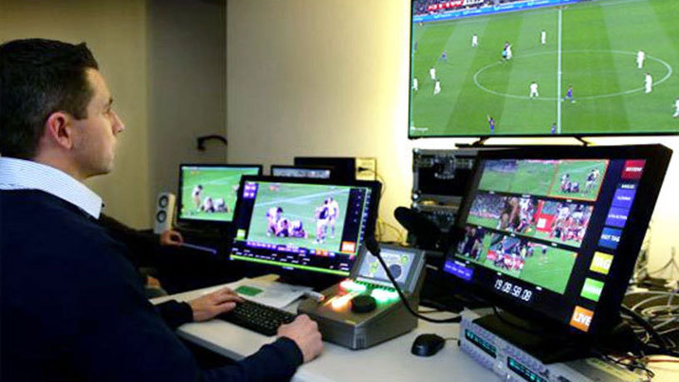 Un campionat puternic din Europa va avea arbitraj video din sezonul următor. Cât ar costa implementarea lui în Liga 1