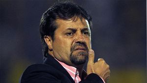 Scandal imens în Argentina!** Antrenorul către jucător: "Vrei să joci? Dă-mi bani!"