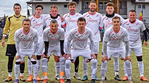 Dream-team la Erbiceni, la liderul Ligii a 4-a Iași. Echipa are în componență foști fotbaliști valoroși, care au jucat împreună aproape 1.000 de meciuri în Liga 1