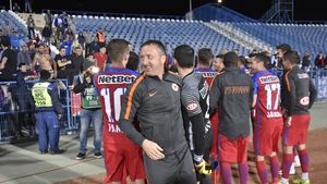 Meme Stoica, mesaj războinic înaintea derby-ului Dinamo - FCSB. ”Haideți să fugărim împreună câinii!” | FOTO