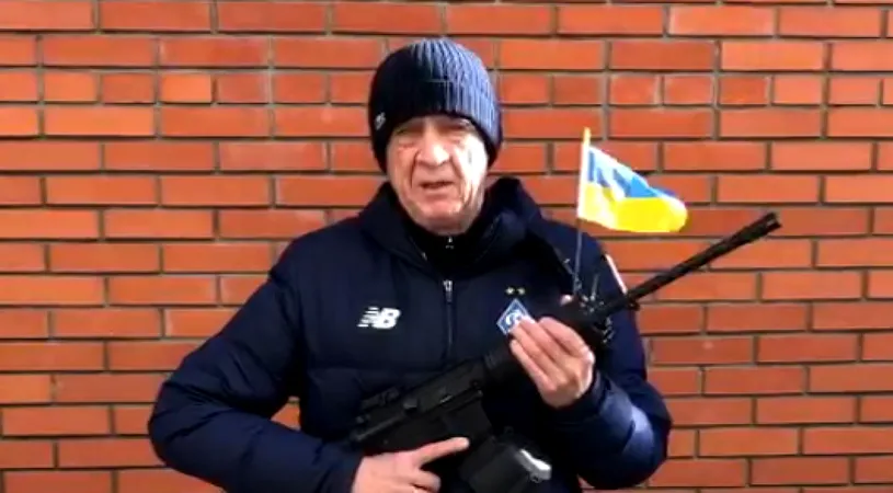 Un fost mare fotbalist al lui Dinamo Kiev, gest impresionant! Cine e starul care apără Ucraina în război, la 63 de ani: „Rusia, ai ajuns în iad!” | VIDEO