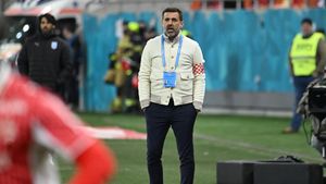 Reacția lui Zeljko Kopic după penalty-ul lui Armstrong din FC Argeș - Dinamo