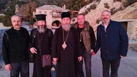 Apropierea de Dumnezeu a unuia dintre cei mai bogați fotbaliști din Generația de Aur. A fost din nou la Muntele Athos