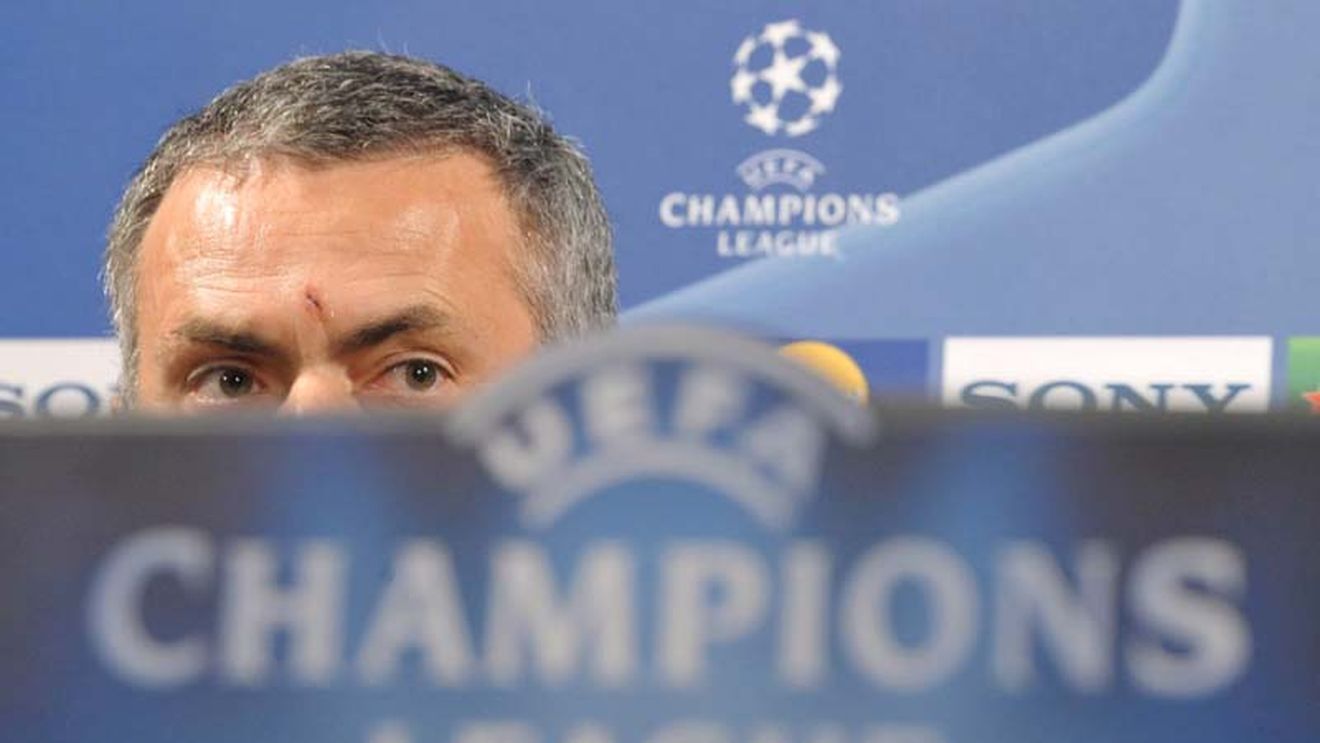 Mourinho: "Vom învinge pe Manchester United!"