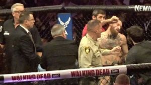 VIDEO | Ultimele dezvăluiri despre bătaia generală de la final! Ce s-a întâmplat cu McGregor, în cușcă: "Aveau de gând să-l ucidă". Omul obișnuit care a intrat în cușcă și acum e erou în Irlanda