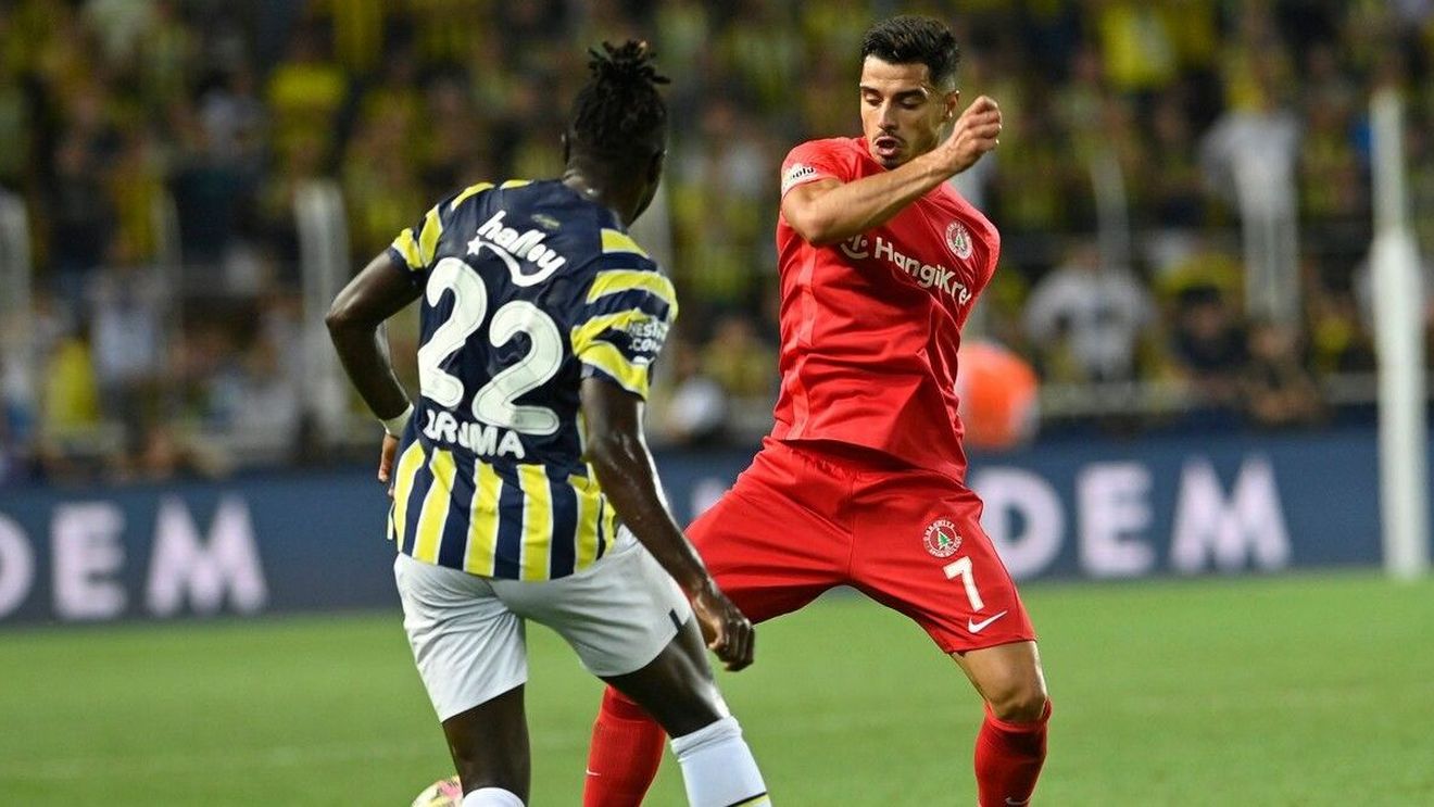 Valentin Gheorghe a debutat cu dreptul în SuperLig! Gol de generic pentru mijlocașul român în meciul contra celor de la Fenerbahce | VIDEO