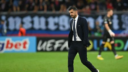 Fanii celor de la FCSB și-au pierdut răbdarea cu echipa antrenată de Nicolae Dică! Ce au putut să scandeze suporterii prezenți la umilința cu Silkeborg