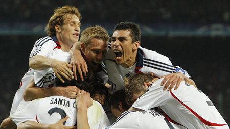 Bayern sosește la București abia marți