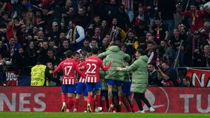 Horațiu Moldovan a dat lovitura carierei, într-un mod spectaculos! S-a calificat cu Atletico Madrid în sferturile Ligii Campionilor, după ce a eliminat-o pe Inter Milano la loviturile de departajare