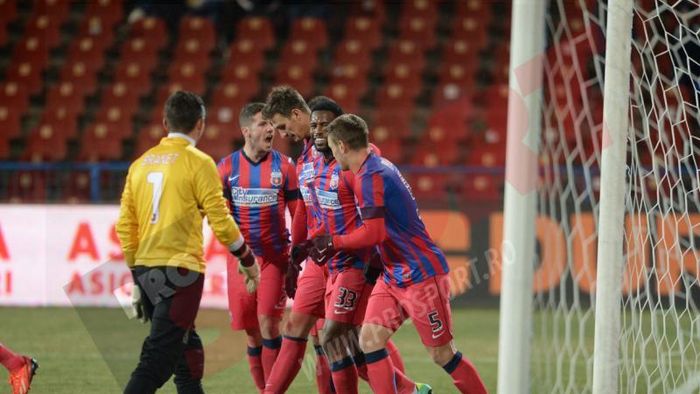 Pleacă Steaua cu șansa a treia la câștigarea titlului? Reghecampf: "Astra și Petrolul sunt favorite!"