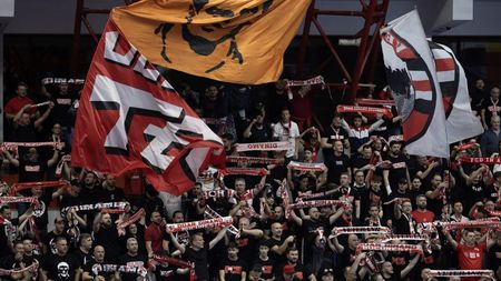 Un meci cât un sezon pentru Dinamo: „Am promis stadionul, acum mergem împreună și la Hamburg!”. „Câinii” din afara României au sunat mobilizarea pentru calificarea în sferturile EHF European League. VIDEO