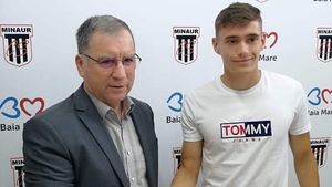 OFICIAL | FCSB s-a înțeles cu un fundaș stânga! Fotbalistul a semnat cu vicecampioana pe cinci sezoane 