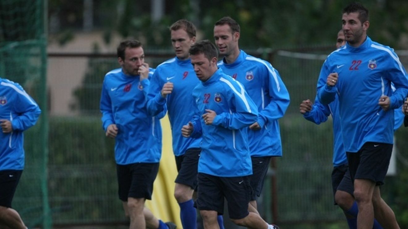 Au fost idoli în Ghencea, acum se pot întâlni în Bundesliga!** Cum profită nemții după scandalurile care au lăsat Steaua fără ultimii doi ZEI ai tribunei