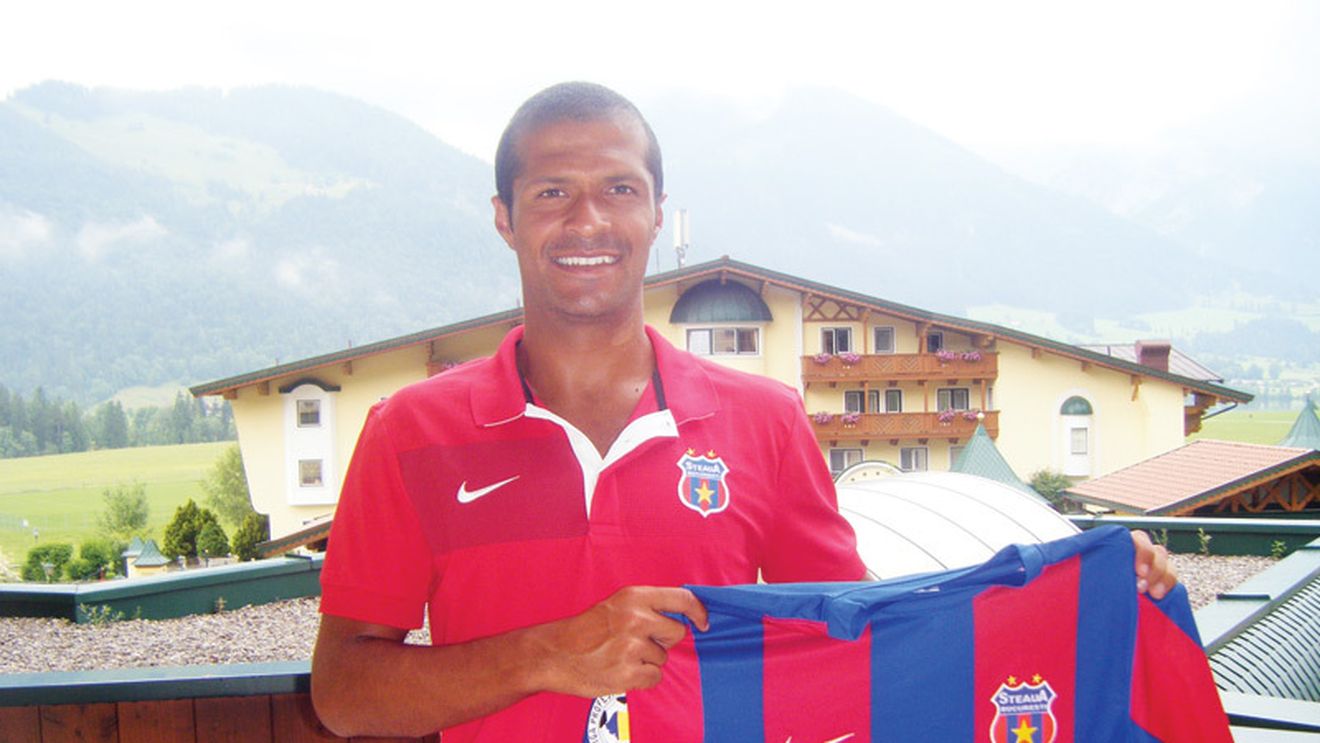 Lege pentru fundași!** VEZI cum și-a instruit Pițurcă apărătorii!