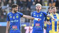 Corvinul a câștigat lupta cu alte două cluburi din SuperLigă pentru atacantul peruvian: „Pe curând!”