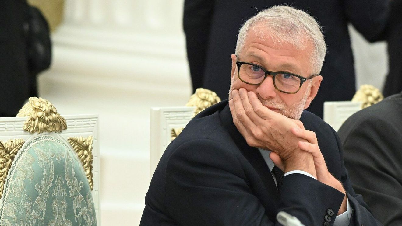 I-au confiscat 3 miliarde de euro, dar fostul patron al lui Adrian Mutu e nepăsător: „E un vechi proverb rusesc care spune aşa”