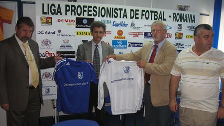 Germani implicați la Farul II