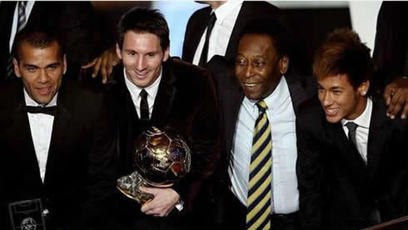 Messi, declarație emoționantă** "Sunt mândru că sunt atât de aproape de Pele! Scopul meu nu e să primesc premii, ci să mă apropii de el"