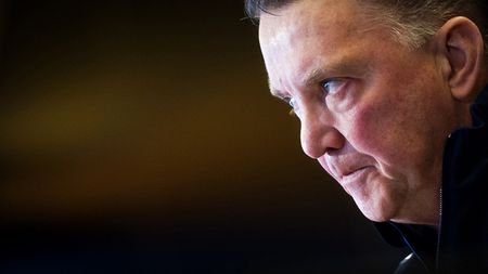 Ce nebunie. Van Gaal vrea să dea lovitura pe Old Trafford cu primul român din istoria lui United. Ofertă de nerefuzat