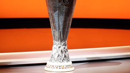 Europa League | S-au tras la sorți optimile de finală! Eintracht - Inter, Napoli - Salzburg și FC Sevilla - Slavia Praga, cele mai tari meciuri. Tabloul complet