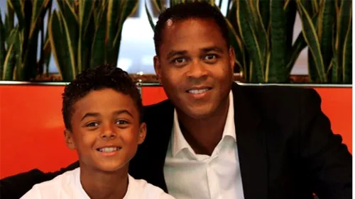 Până unde a ajuns fotbalul. Ce contract a semnat fiul lui Patrick Kluivert, deși are doar 9 ani