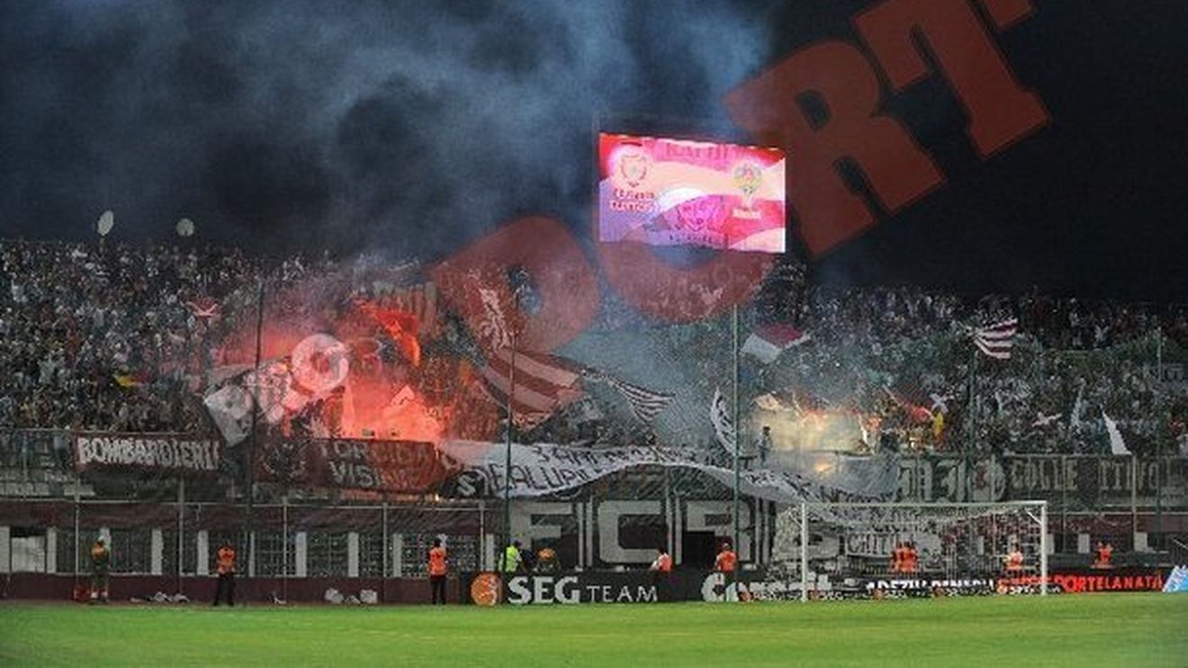 Noaptea a fost un sfetnic bun?** "Am fost supărat! Rapid e o echipă super modestă" Porumboiu aruncă Giuleștiul la coșul de gunoi: 'Miroase urât pe acolo'