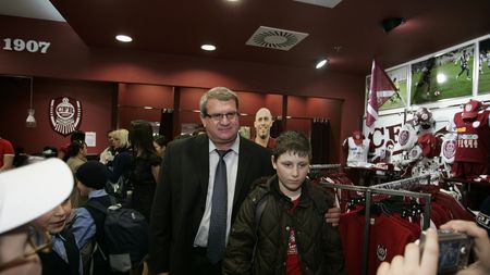 CFR alături de copiii cu boli psihice cronice