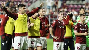 „Nu mai vin dacă rămâne Șumudică antrenor”. Primul fotbalist care îl refuză pe Dan Șucu