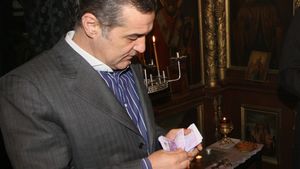 Gigi împarte "Valiza"!** VEZI ce riscă Steaua!