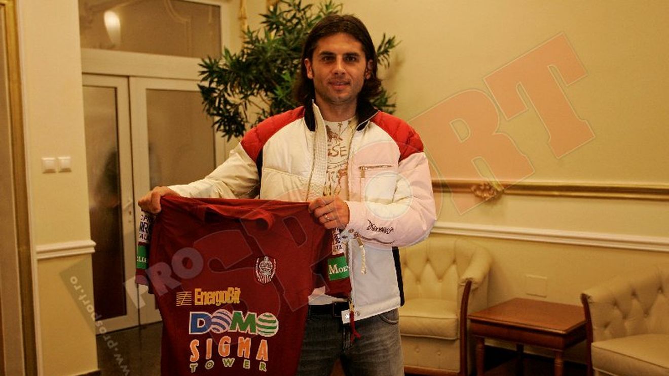 FOTO EXCLUSIV Dică, noul Trică!** "Sunt mândru să preiau numărul 10 de la el!"