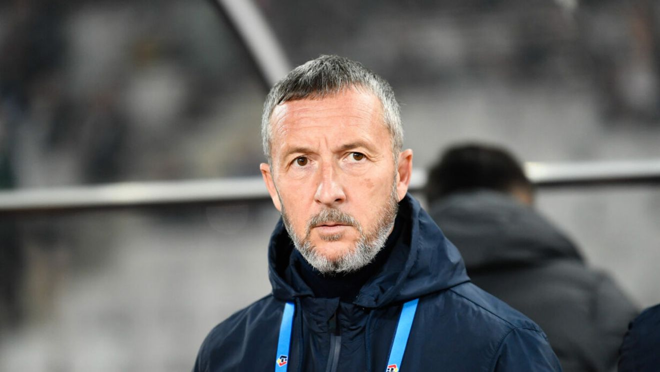 Mihai Stoica detonează „bomba”, în războiul cu Lucian Burchel: „Știu pe cineva care nu are carnet de antrenor! Va fi cutremur! Cutremur! Batem '77”