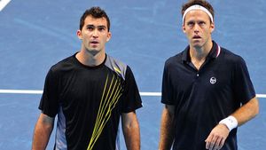 Perechea Tecău/Lindstedt s-a calificat în turul doi la Indian Wells