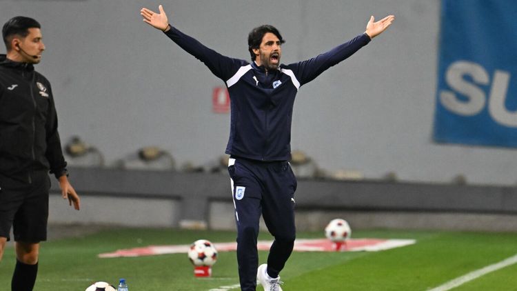 Filipe Coelho: „Nu am auzit că Nsimba va pleca în iarnă. Trebuie să muncească, nici Elisor nu a jucat în trecut”