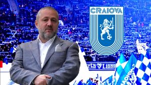Cât l-au costat pe Mihai Rotaru cele 5 achiziţii ale iernii: suma este cea mai mare achitată vreodată de Universitatea Craiova într-o perioadă de mercato. SPECIAL
