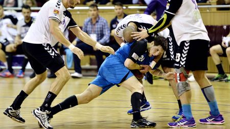 Adunarea Generală a Tăcerii! Buget mai mare cu 1 milion de euro în 2015 la handbal. Poli Timișoara a câștigat bătălia cu CSM București pentru un loc în Consiliul de Administrație. Mihail Bocan, președinte interimar la "Arbitri". Prioritățile lui Dedu pentru următorul an