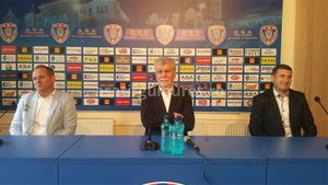 Dinu Gheorghe și-a găsit echipă! "Vamă" susține că are planuri serioase: "Am venit aici pentru că știam ce înseamnă acest club. Poate doar Steaua și CFR Cluj au asemenea condiții"