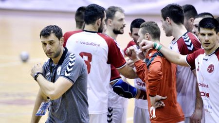 Adrian Petrea a plecat de la CSM Bacău și va deveni noul antrenor ale echipei Minaur. „Baia Mare are al doilea lot ca valoare la linia de start”