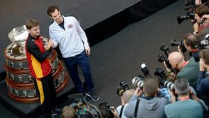 Finala Cupei Davis | Prima zi amână decizia: 1-1. Kyle Edmund, surpriza plăcută a britanicilor, la un pas să-l încurce pe Goffin. Murray, victorie logică