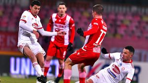 Dinamo, revoltă împotriva LPF: „Întrebați-i pe jucători cum e să joci cu o minge înghețată! Să o încălzim? Este inadmisibil” Soluția propusă de Mario Nicolae | EXCLUSIV