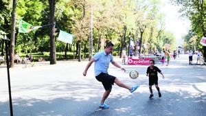 Cu familia la "Șosea"!** Narcis Răducan a mers să facă sport pe Kiseleff