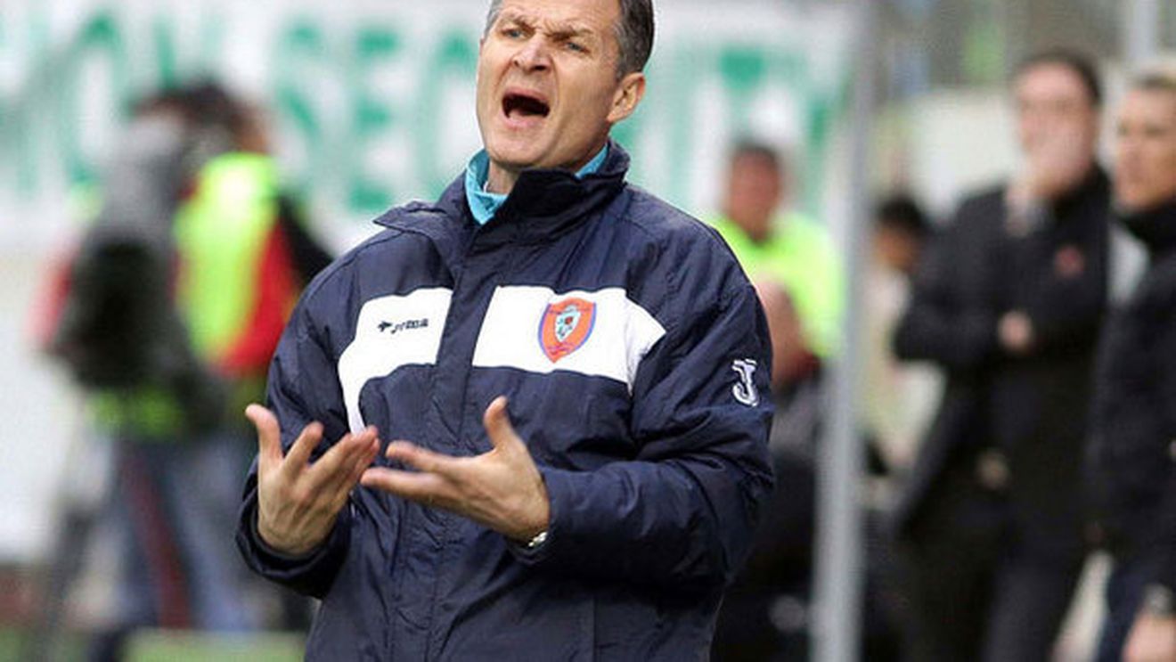 Sabău: "Trebuie să dăm totul pentru ca această echipă să rămână în Liga I, dacă va avea ocazia"