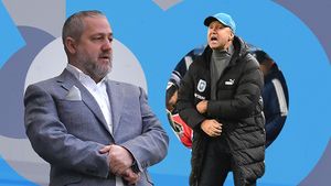 Raport devastator al arbitrului despre antrenorul de la CSU Craiova. Suspendat deja 3 etape pentru comportamentul său, Corneliu Papură e acuzat că a făcut scandal din nou: „Le-a urat să intre cu maşina în copac”. EXCLUSIV