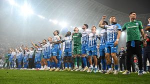 UEFA a anunţat azi adversarii Universităţii Craiova în Champions League. Posibile confruntări cu Levski sau Gyor