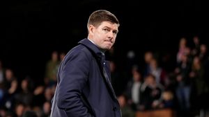 Destinație total surprinzătoare pentru Steven Gerrard, fostul antrenor al lui Ianis Hagi de la Rangers! Cu cine semnează