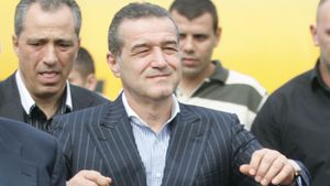 "E posibil ca Mircea Lucescu să antreneze Steaua"