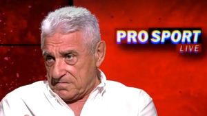 Milionarul Dan Şucu a vrut ca Jose Mourinho să îl țină minte şi i-a făcut un cadou! Impresarul Giovanni Becali l-a dat de gol