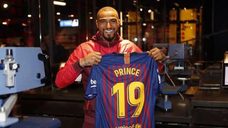 VIDEO | Show la prima conferință de presă a lui Boateng la Barcelona: "De ce râdeți? E adevărul" 